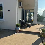 Sea View With 3 Bedrooms & Infinity Pool