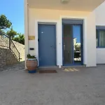 Sea View With 3 Bedrooms & Infinity Pool *