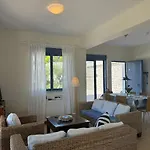 Sea View With 3 Bedrooms & Infinity Pool Villa *